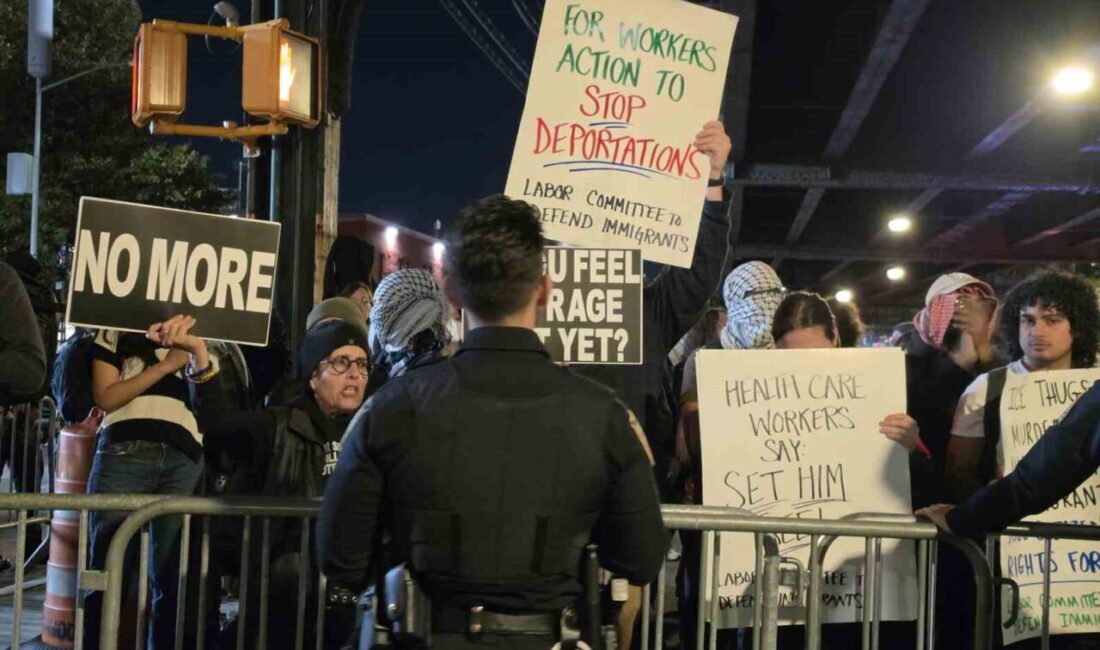 New York kentinde Göçmenlik ve Gümrük Muhafaza Dairesi (ICE) ajanları