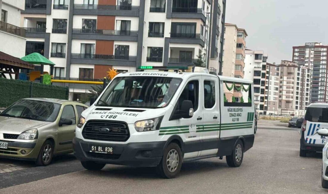 Niğde’de 22 yaşındaki genç kız bir binanın çatı katında ölü