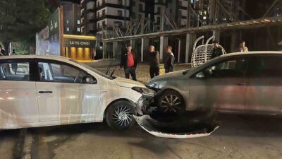 Niğde merkezinde meydana gelen trafik kazasında bir kişi yaralandı. Kazada,