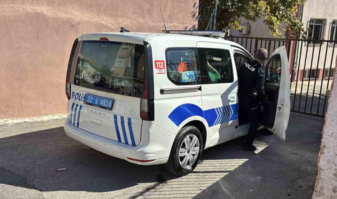 Edirne ilinde bulunan bir ortaokulda okuyan 8. sınıf bir öğrencinin