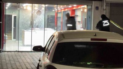 Kayseri’nin Kocasinan ilçesinde dün kiralanan çiçekçi dükkanı, 2 motosikletle gelen