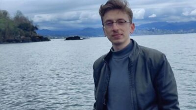 Ordu’nun Fatsa ilçesinde, otomobilin çarptığı motosiklet sürücüsü hayatını kaybetti, motosiklette