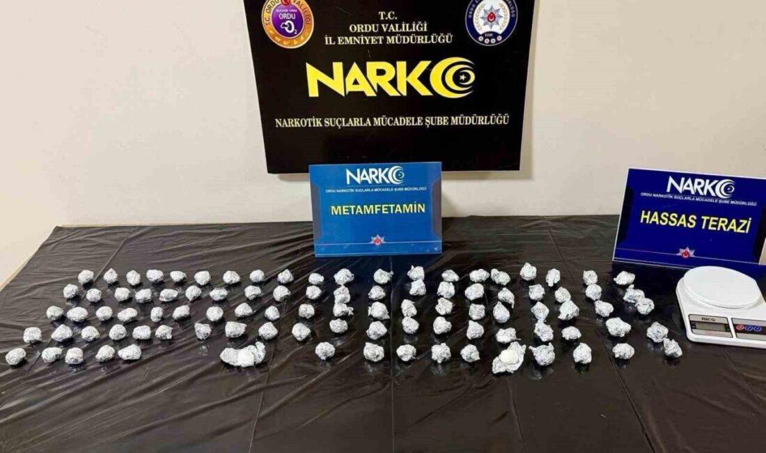 Ordu’da gerçekleştirilen iki ayrı operasyonda toplam 1 kilo 894 gram