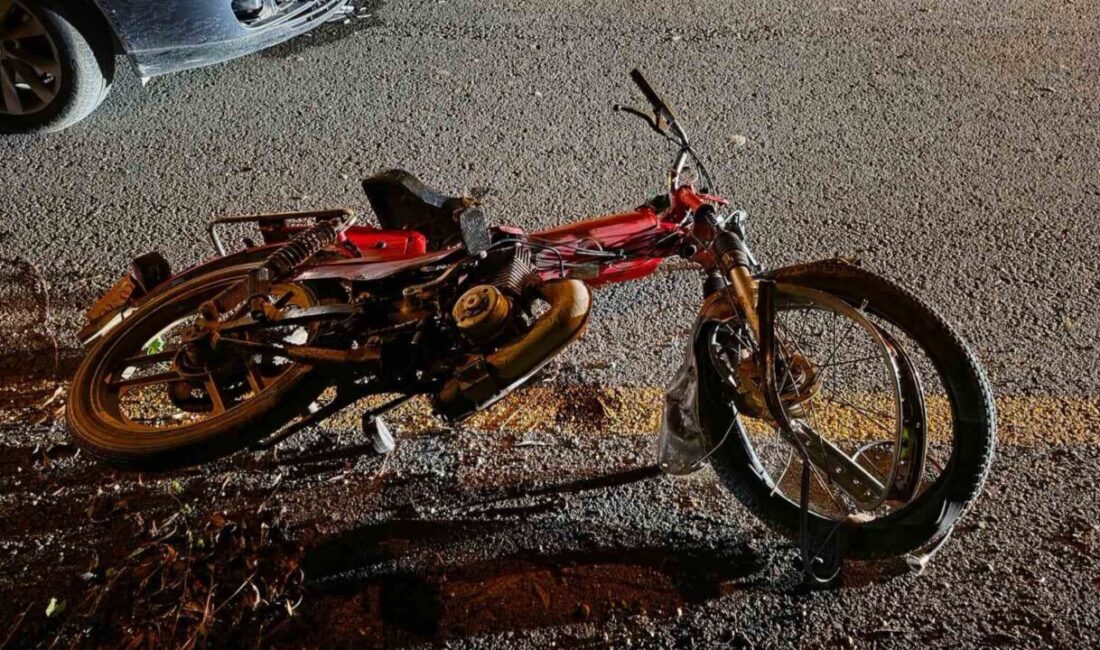 Sakarya’nın Akyazı ilçesinde motosiklet ile otomobilin çarpışması sonucu meydana gelen
