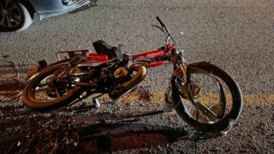 Sakarya’nın Akyazı ilçesinde motosiklet ile otomobilin çarpışması sonucu meydana gelen