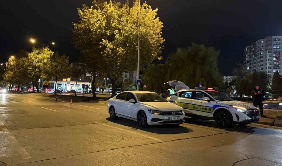 Kayseri’nin Kocasinan ilçesinde yolun karşısına geçmeye çalıştığı sırada otomobilin çarptığı