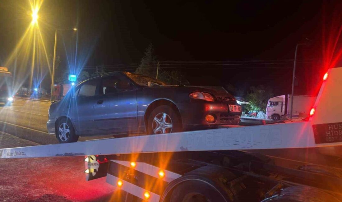 Afyonkarahisar’ın Emirdağ ilçesinde meydana gelen trafik kazasında bir yayaya otomobil