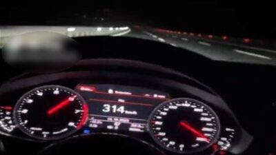 İzmir’de bir sürücü, kullandığı otomobilin kadranında 314 kilometre hız gördüğü
