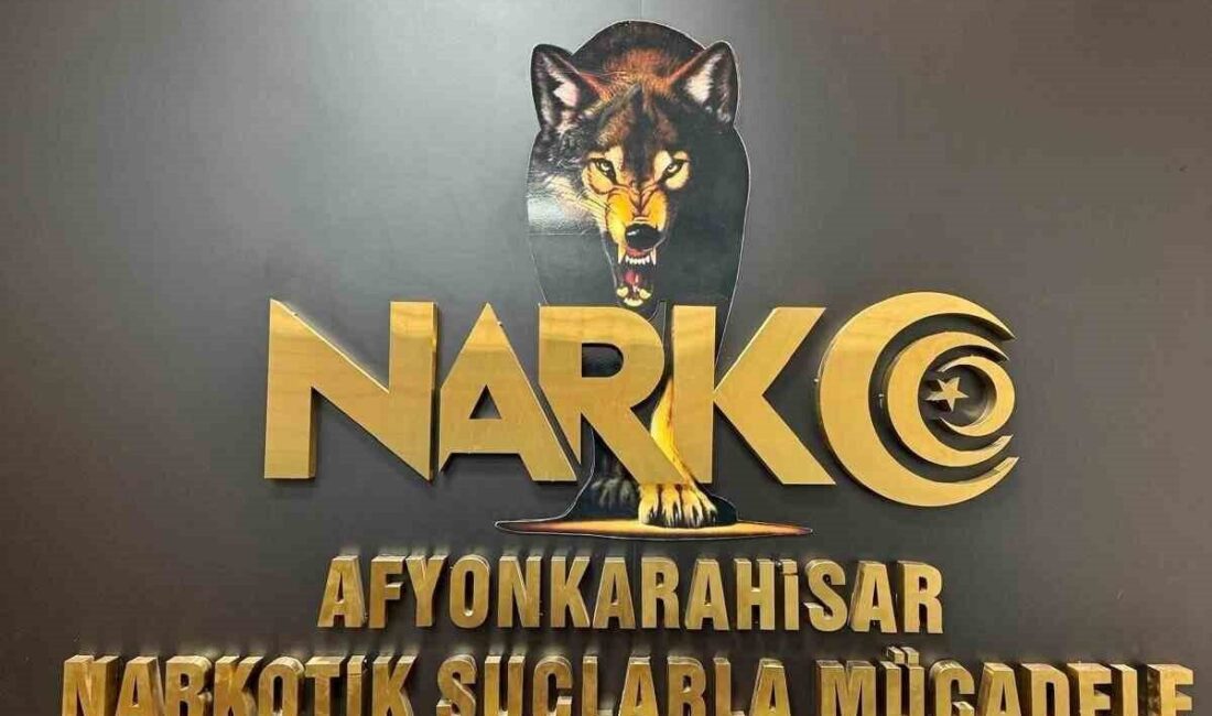 Afyonkarahisar’da polis ekipleri tarafından şüphe üzerine durdurulan bir araçta gerçekleştirilen