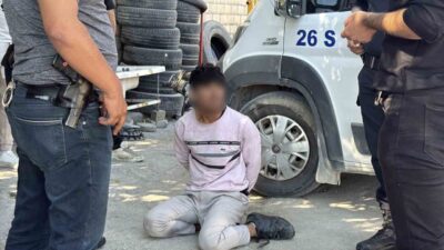 Eskişehir’de, polis ekipleri, Tepebaşı ilçesinde devriye görevi yaparken şüpheli bir