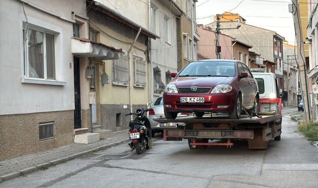 Eskişehir’de yaşanan olayda, Tepebaşı ilçesine bağlı Şirintepe Mahallesi’nde polisin ‘dur’