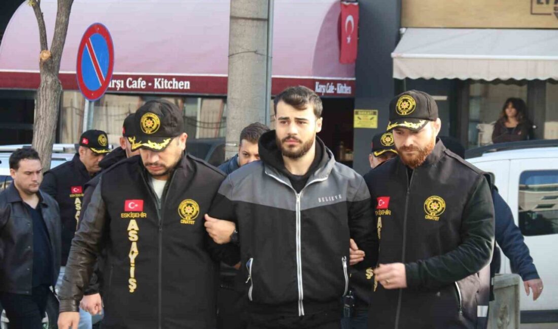 Eskişehir’de, Üçtop Sokak ile Yunus Emre Caddesi’nde yaşanan olayda 24
