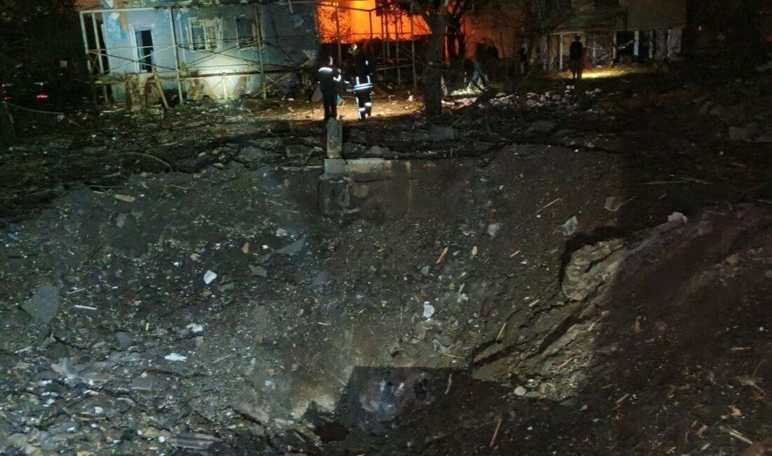 Rusya, Ukrayna’nın başkenti Kiev’e gerçekleştirdiği füze saldırısında 1 kişinin hayatını