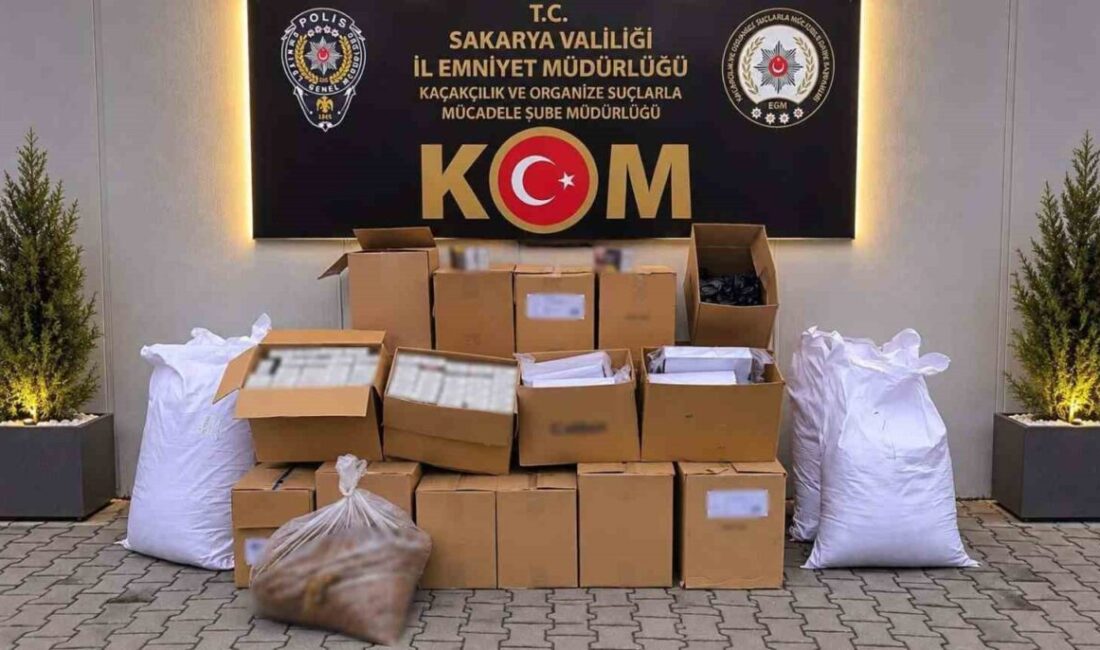 Sakarya’da düzenlenen operasyonda binlerce gümrük kaçağı makaron ve tütün ele