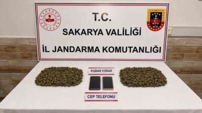 Sakarya’nın Karasu ilçesinde uyuşturucu ticareti yapan sokak satıcılarına yönelik düzenlenen