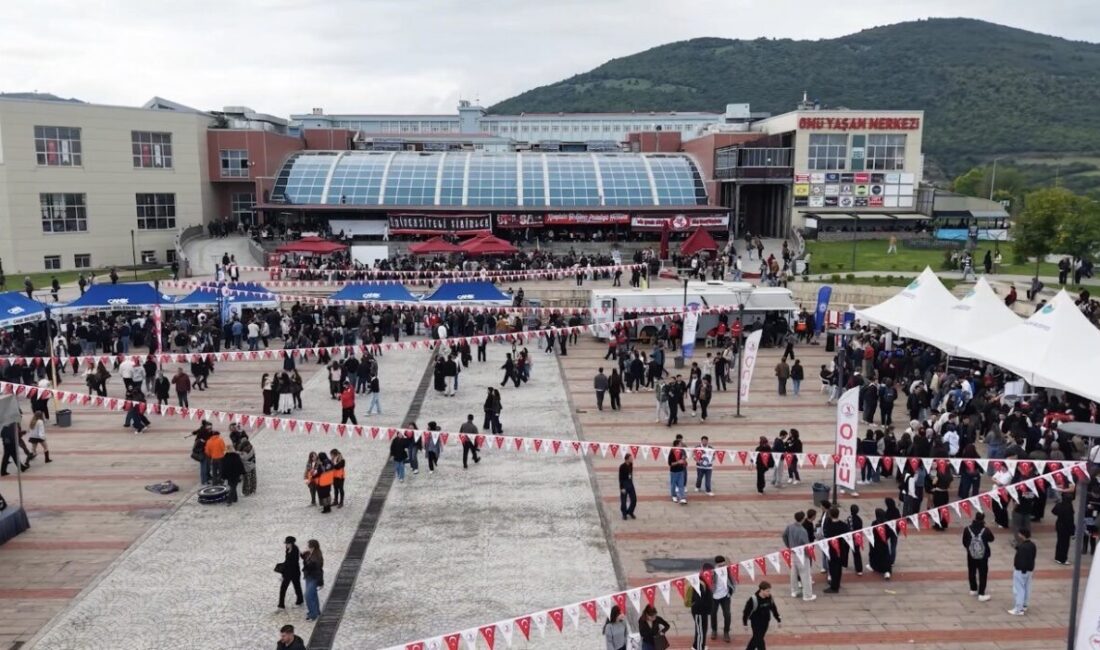 Samsun’da, Ondokuz Mayıs Üniversitesi’ne yeni kayıt yaptıran 3 bin 250
