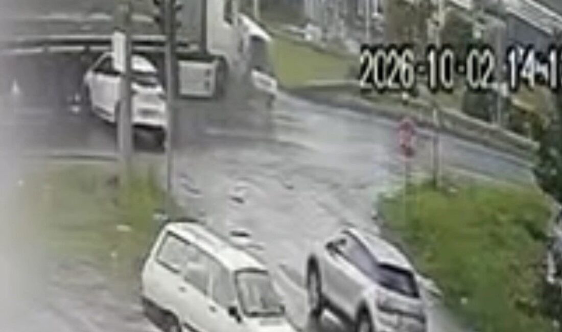 Samsun’un Atakum ilçesinde meydana gelen trafik kazasında bir tırın iki