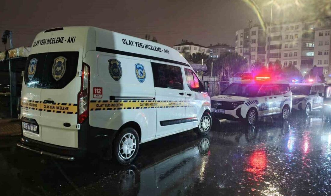 Samsun’un Bafra ilçesinde meydana gelen bıçaklı kavgada 2 kişi yaralandı.