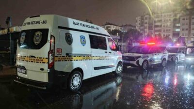 Samsun’un Bafra ilçesinde meydana gelen bıçaklı kavgada 2 kişi yaralandı.