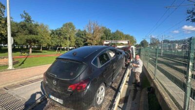 Samsun’un Canik ilçesinde bir otomobil ile motosikletin çarpıştığı trafik kazasında