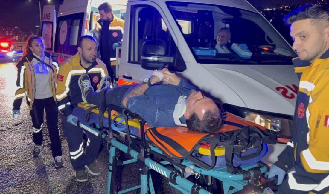 Samsun’da meydana gelen trafik kazasında, bir aracın yoldan çıkarak orta
