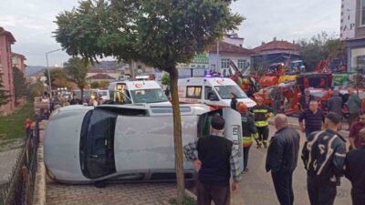 Samsun’un Havza ilçesinde iki otomobilin çarpıştığı trafik kazasında 4 kişi