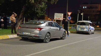 Şanlıurfa’nın Haliliye ilçesinde meydana gelen trafik kazasında, bir motosiklet sürücüsü