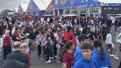 Şanlıurfa GAP Havalimanı’nda düzenlenen TEKNOFEST Güneydoğu festivali, üçüncü gününde de