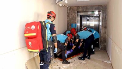 Şanlıurfa’nın Bozova ilçesinde düzenlenen 19. Bölge UMKE Tatbikatı, 6.9 büyüklüğündeki