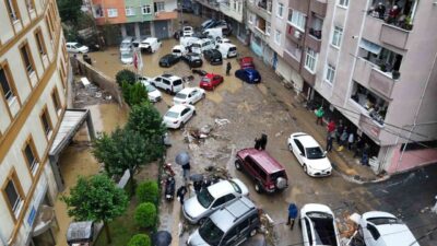 İstanbul’un Sarıyer ilçesinde meydana gelen şiddetli yağışın neden olduğu zarar,