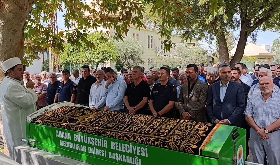 Adana’nın Kozan ilçesinde tedavi görmekte olan şehit Jandarma Er Baki
