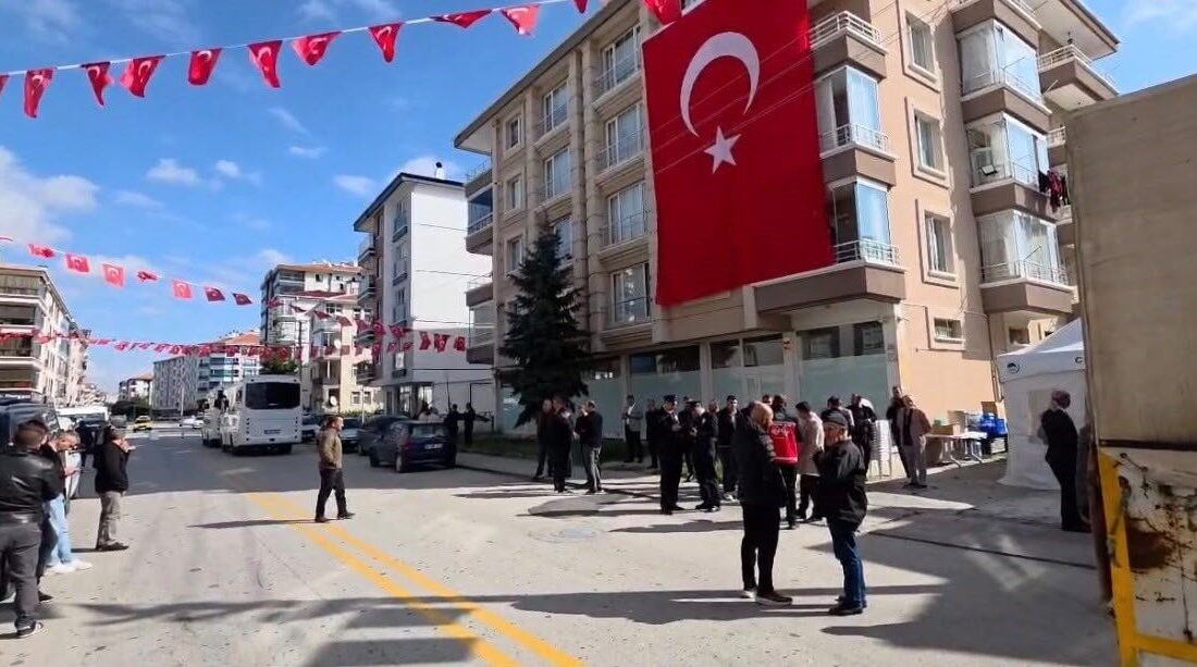 Ankara’nın Pursaklar ilçesinde polis memuru Ahmet Türkoğlu silahlı saldırı sonucu