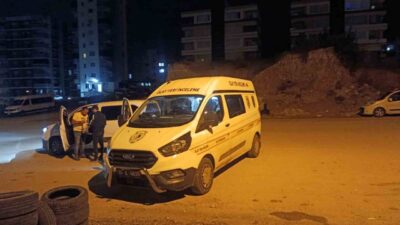 Adana’da meydana gelen olayda, bir kişi 3. kattan düşerek hayatını