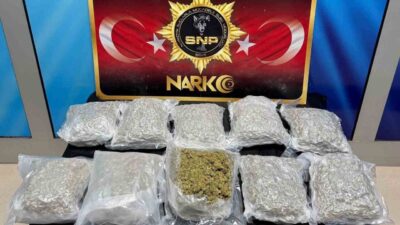 Siirt’te polis ekipleri tarafından durdurulan bir araçta 5 kilo 600