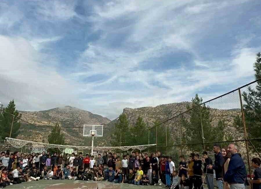 Siirt 80. Yıl Cumhuriyet Ortaokulu’nda, 7. sınıf fen bilimleri öğrencileri,