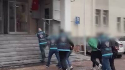 Kayseri’de polis ekipleri tarafından yapılan çalışmalarda silahlı kavgaya karışan 3