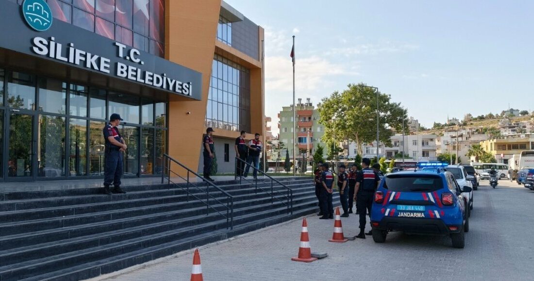 Mersin’in Silifke ilçesinde belediyenin ihale, mal ve hizmet alımı, hakediş,