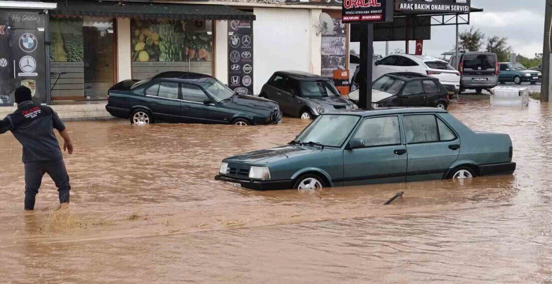 Silifke’de Aşırı Yağışın Yol Açtığı Sorunlar Mersin’in Silifke ilçesinde meydana