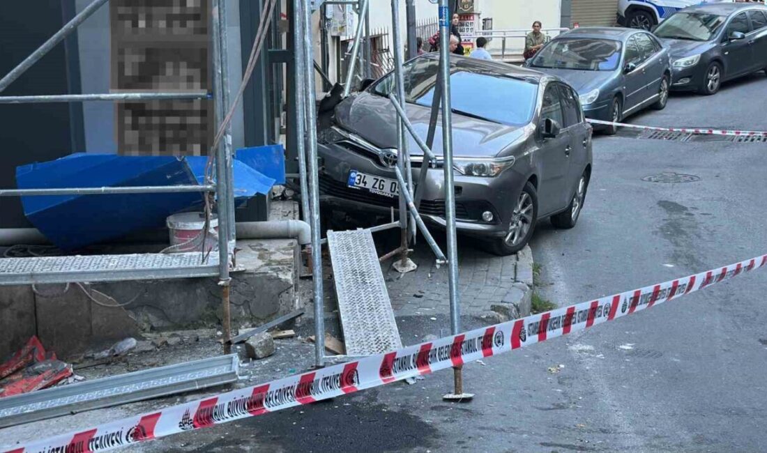 Şişli ilçesinde meydana gelen trafik kazasında, bir sürücünün direksiyon hakimiyetini