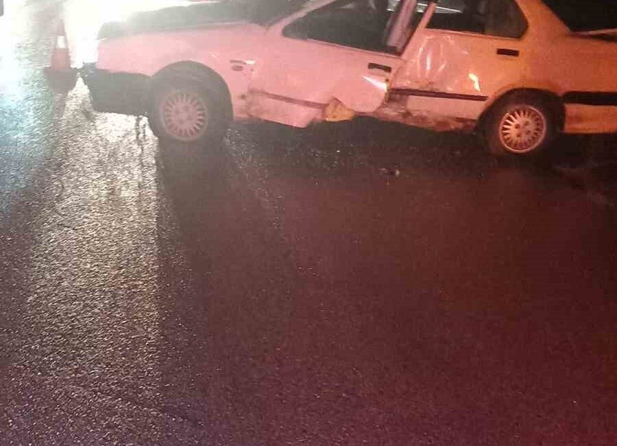 Sivas’ta bir otomobil kontrolden çıkarak devrildi. Kazada 1 kişi öldü,
