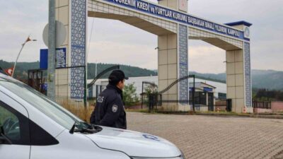 Sivas’ta, Valilik koordinasyonunda gerçekleştirilen çalışmalar çerçevesinde İl Emniyet Müdürlüğü ekipleri
