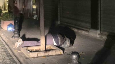 Eskişehir’de dün gece, Deliklitaş Mahallesi Gürman Sokak’ta alkollü olduğu belirtilen