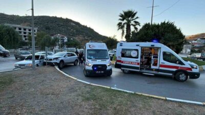 Söke’de Madenciler Kavşağı’nda Meydana Gelen Trafik Kazasında 2 Kişi Yaralandı