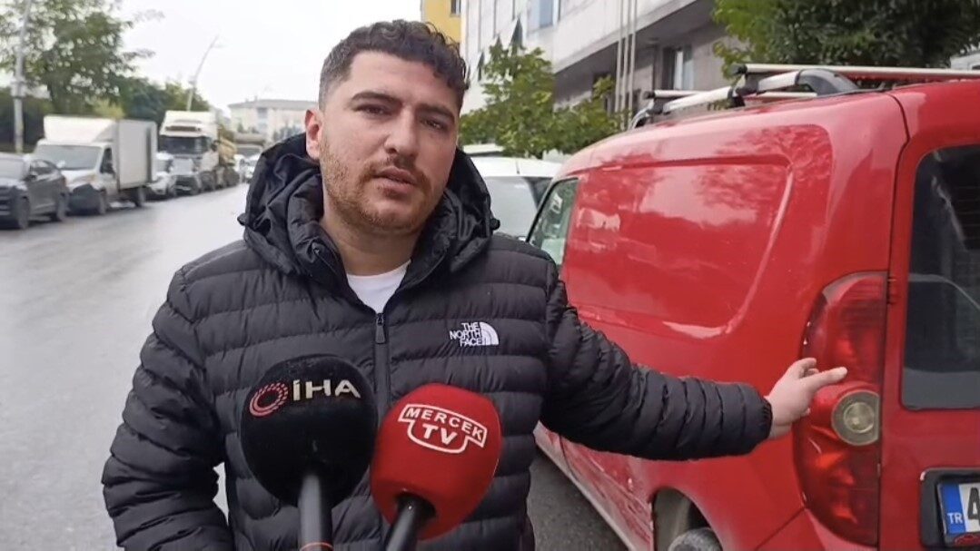 Sultangazi’de, iddiaya göre, içinde 4 kişinin bulunduğu kiralık otomobil, park