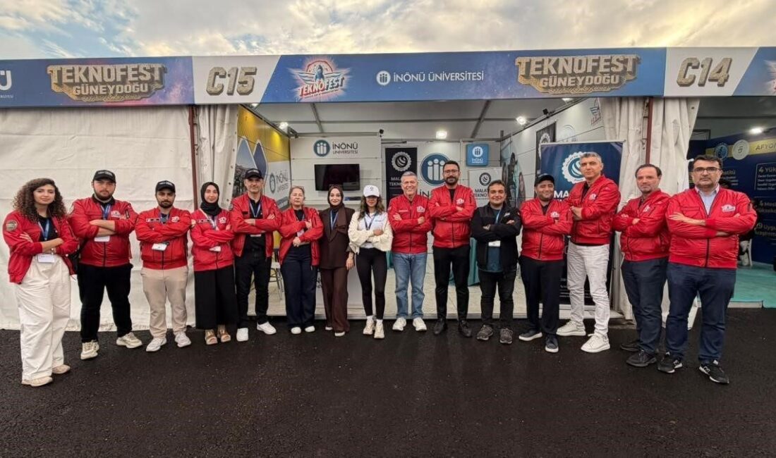 Şanlıurfa’da gerçekleştirilen TEKNOFEST Güneydoğu etkinliği kapsamında İnönü Üniversitesi standı, çeşitli