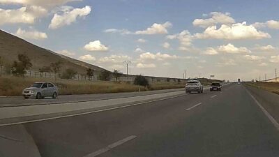 Konya’da şehirlerarası bir kara yolunda ters yönde seyir halinde olan