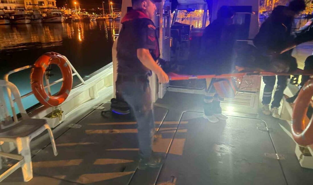 Sahil Güvenlik ekipleri, Muğla’nın Datça ilçesi açıklarında seyreden bir ticari