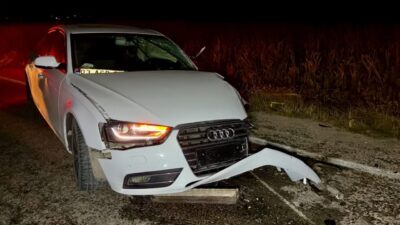 Afyonkarahisar’da meydana gelen trafik kazasında tır ile otomobilin çarpışması sonucunda