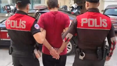 Mersin’de polis, uyuşturucu ticareti yaptığı şüphelenilen bir kişiyi yakaladı. Operasyon