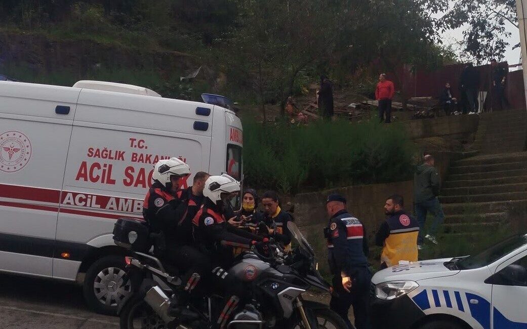 Trabzon’un Ortahisar ilçesi Çukurçayır mahallesinde bugün çıkan silahlı kavgada bir